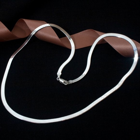 Sterling Silver Herringbone Necklace Layering Flat Snake Chain Stamped 925 ITALY - Picture 1 of 7